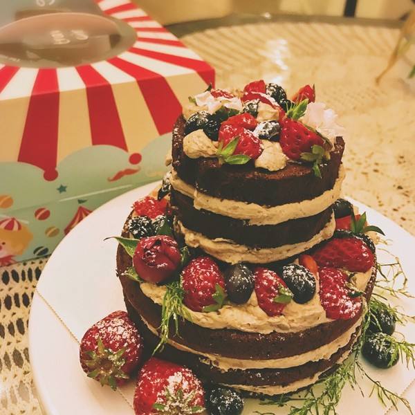 中食快讯|给食品“穿金戴银”被喊停