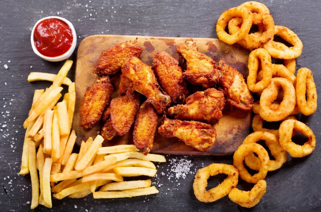 中食快讯|麦当劳、星巴克等餐饮零售巨头  暂停在俄业务