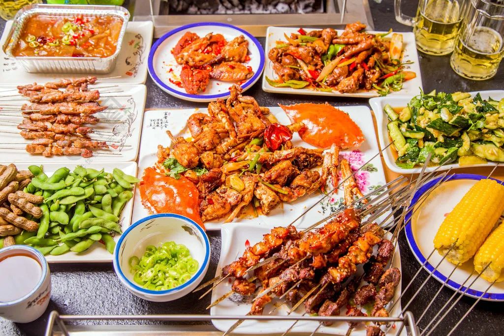 《2022年中国连锁餐饮行业报告》发布，餐饮业迎来回暖，大量创业者涌入！