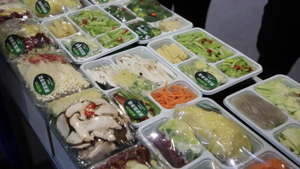 司富春代表：对预制菜实行生产许可制，推行溯源管理