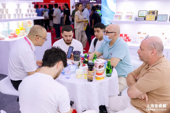第25届全球高端食品展览会沪上盛大启幕！为全球食品饮料行业献上了一场兼具创新性与前瞻性的年度盛典。